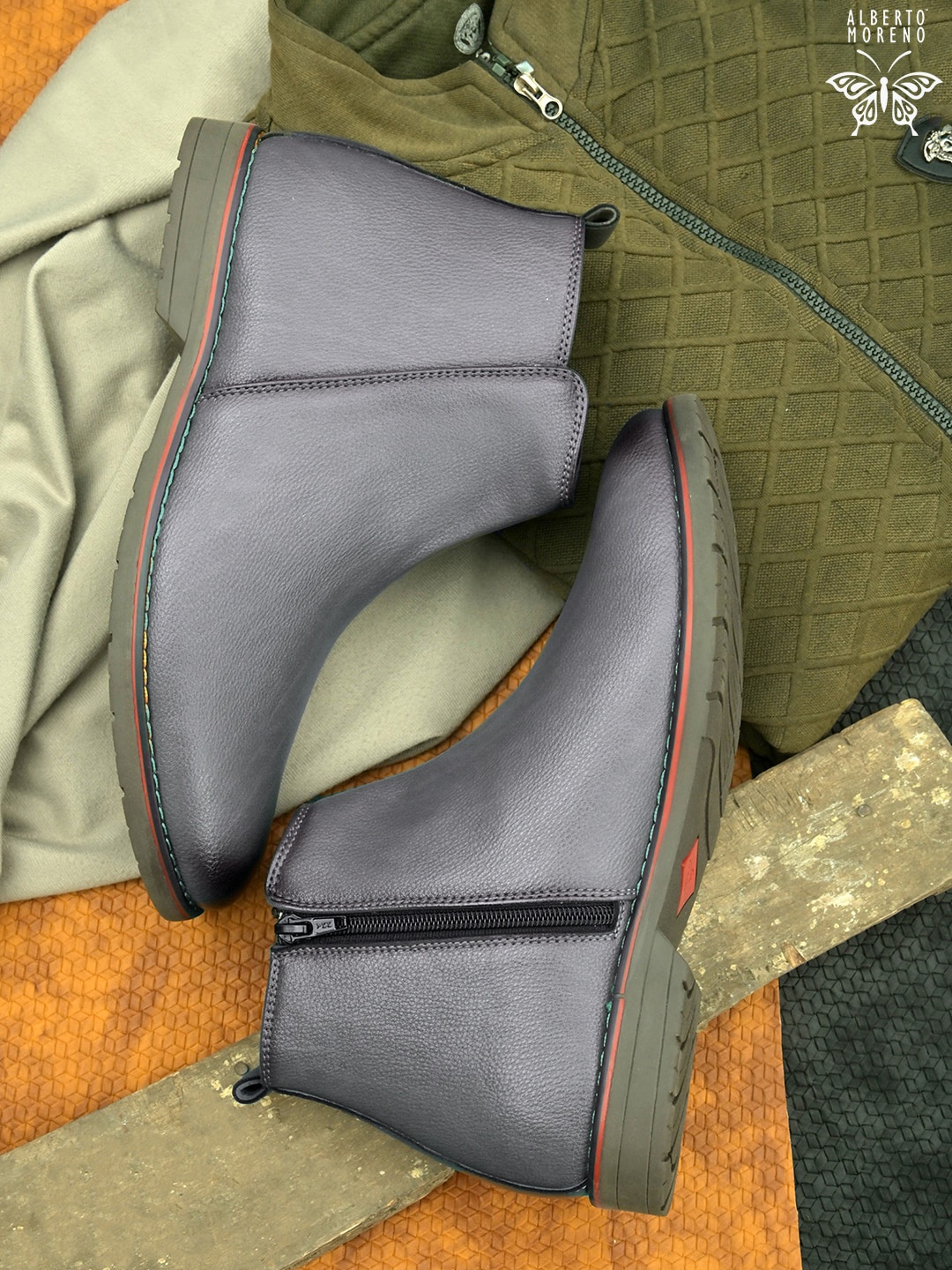 

ALBERTO MORENO Men Grey Flat Boots