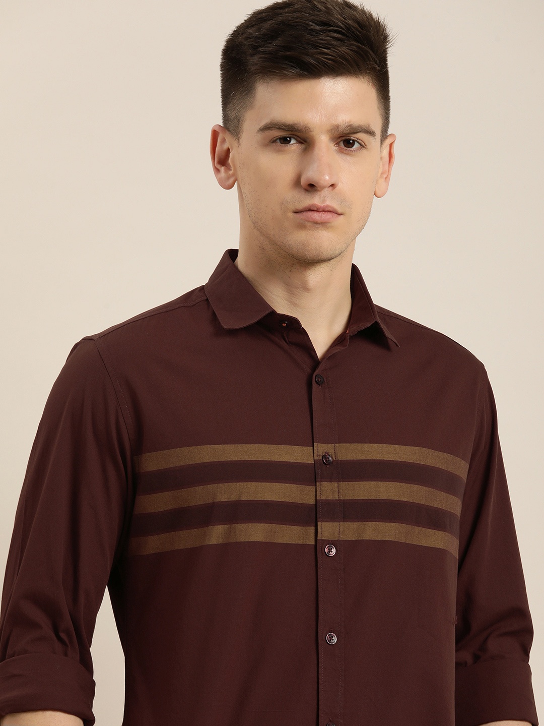 

INVICTUS Men Brown Slim Fit Horizontal Stripes Casual Shirt