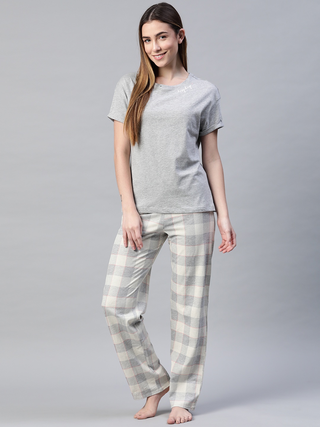 

Marks & Spencer Women Grey Melange & Cream-Coloured Checked Night suit