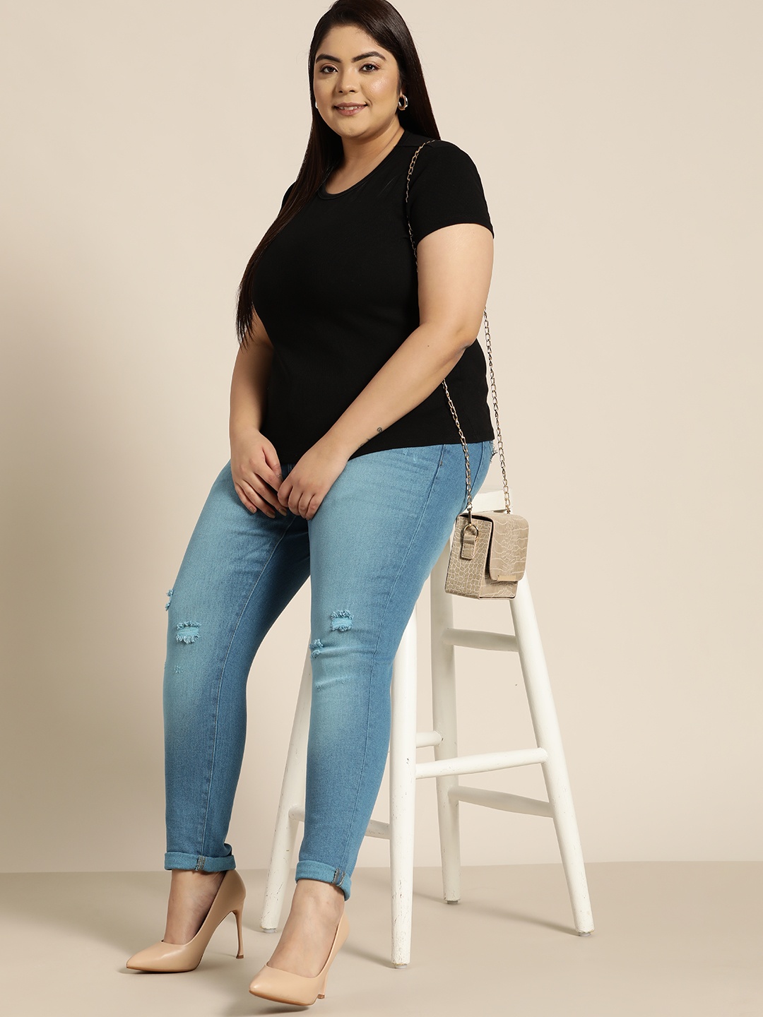 

Sztori Women Plus Size Skinny Fit Low Distress Light Fade Jeans, Blue