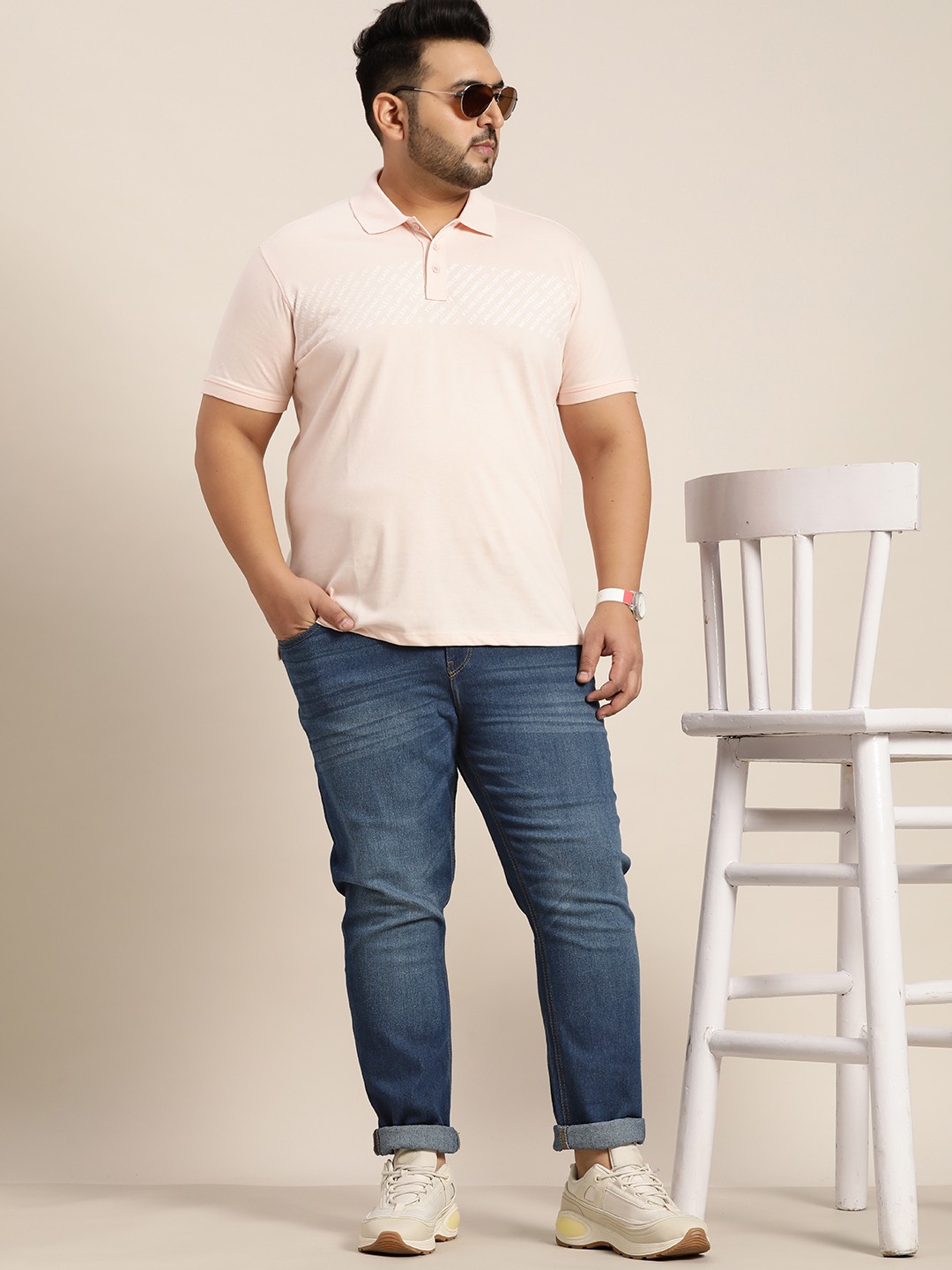

Sztori Men Plus Size Blue Slim Tapered Fit Light Fade Stretchable Jeans