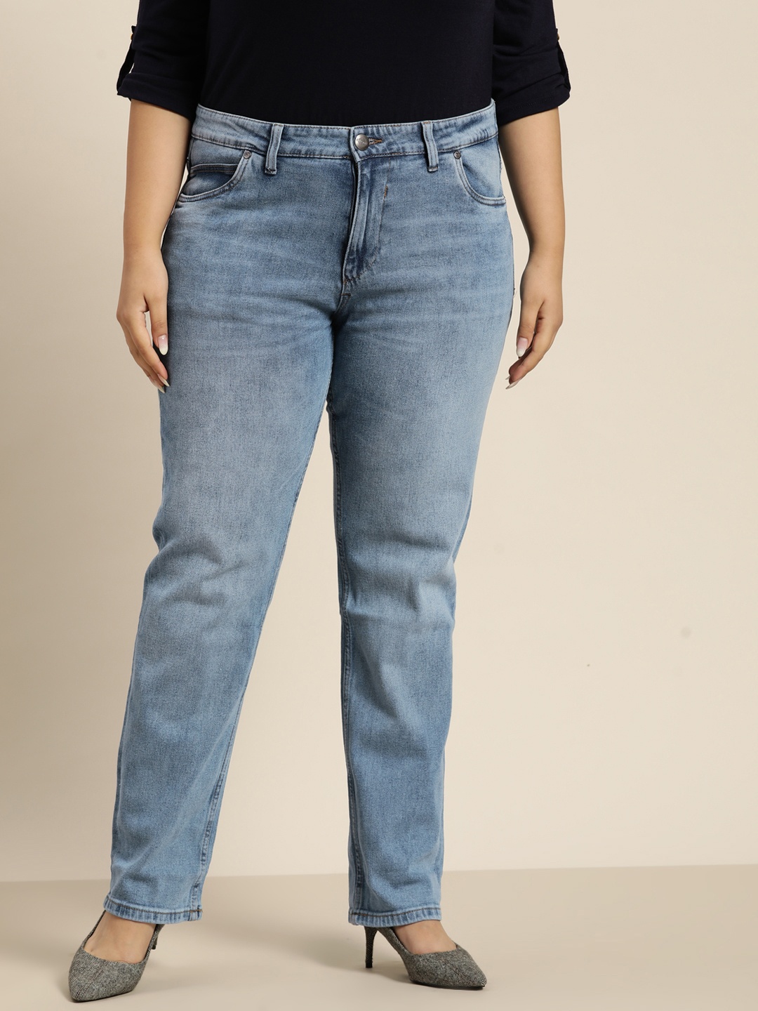 

Sztori Women Plus Size Blue Slim Tapered Fit Light Fade Stretchable Jeans