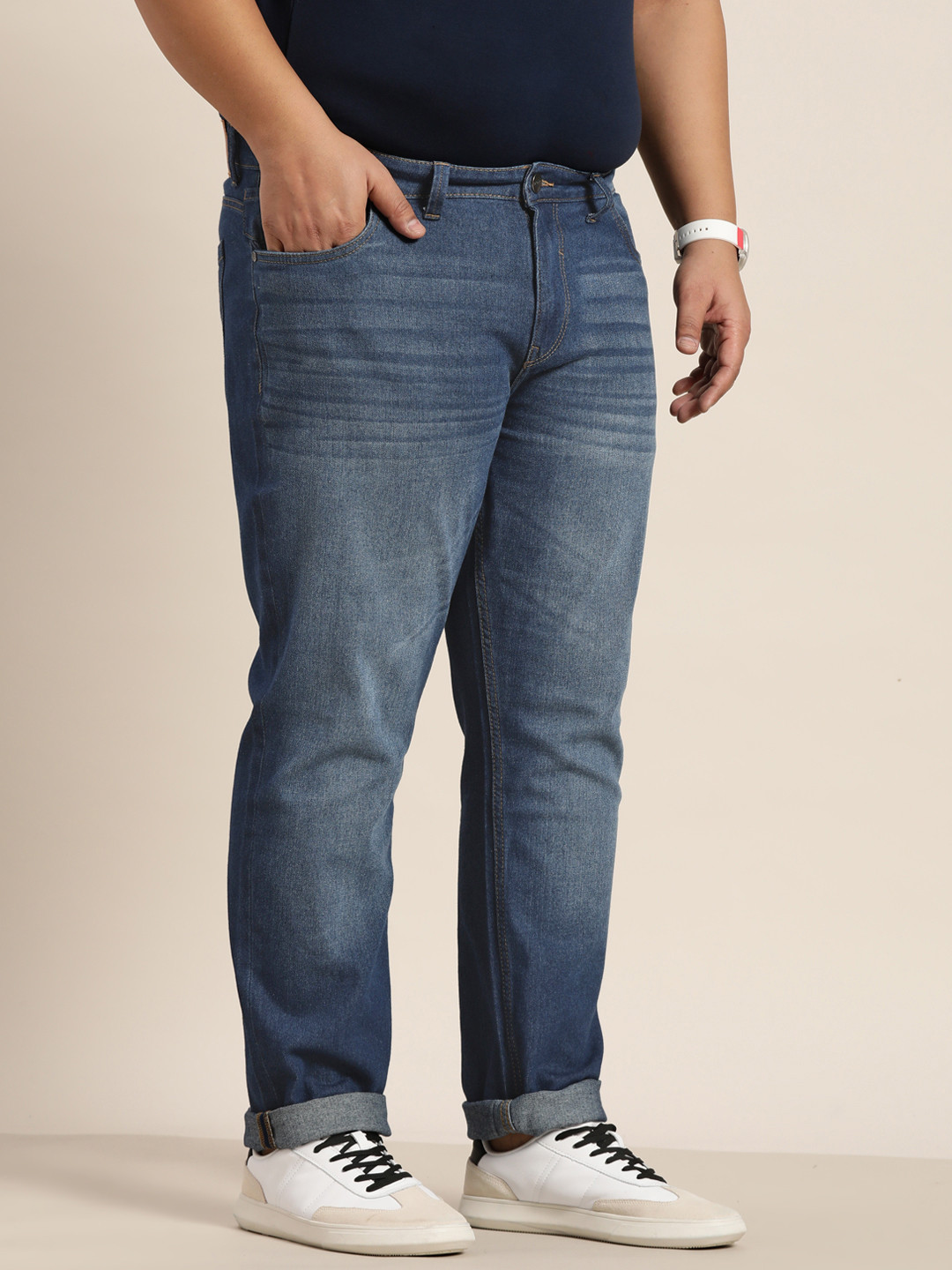 

Sztori Men Plus Size Blue Slim Tapered Fit Light Fade Stretchable Jeans