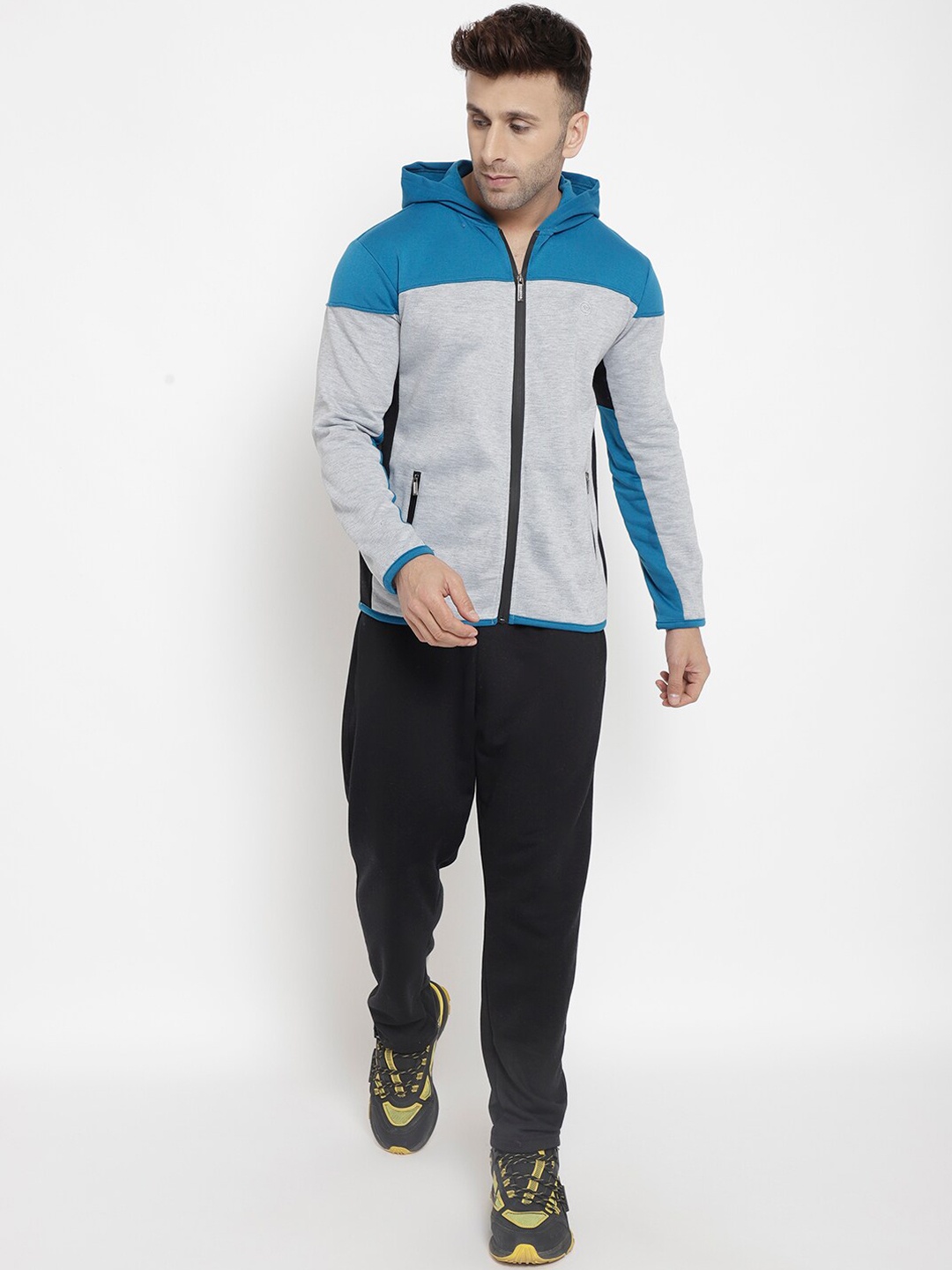 

Chkokko Men Grey & Blue Colourblocked Cotton Tracksuit