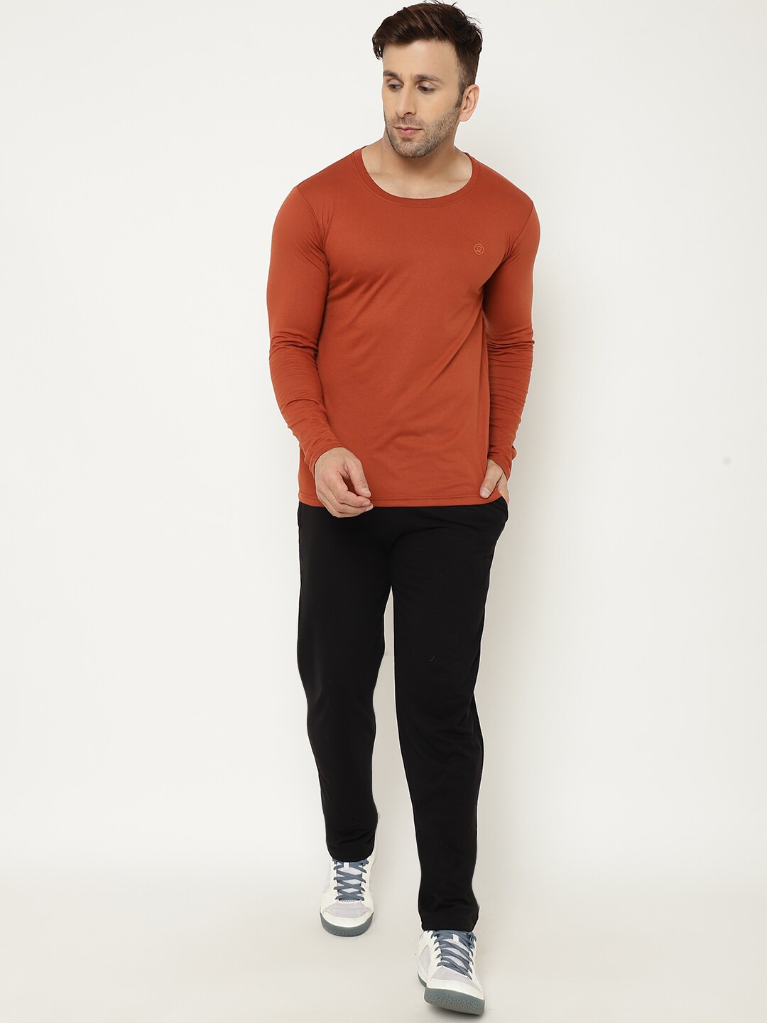 

Chkokko Men Brown Solid Cotton Tracksuit