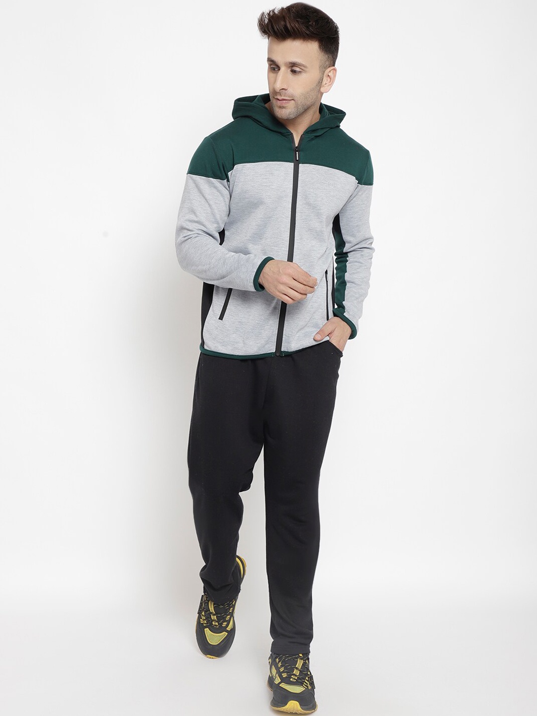 

Chkokko Men Grey & Green Colourblocked Cotton Tracksuits