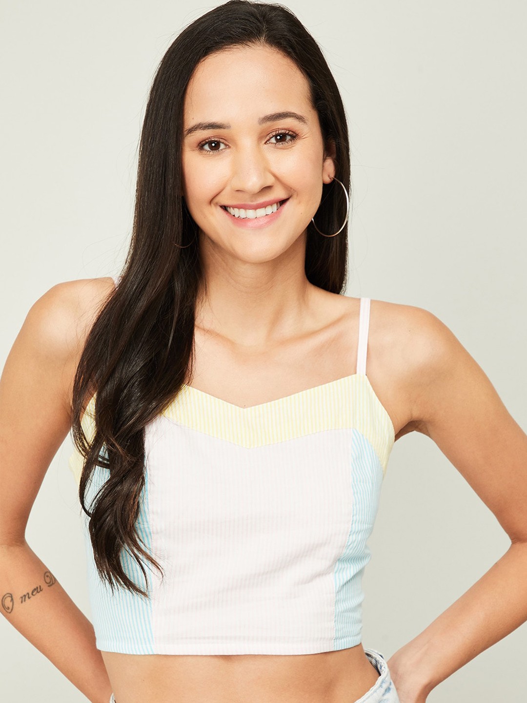 

Ginger by Lifestyle White Crop Top