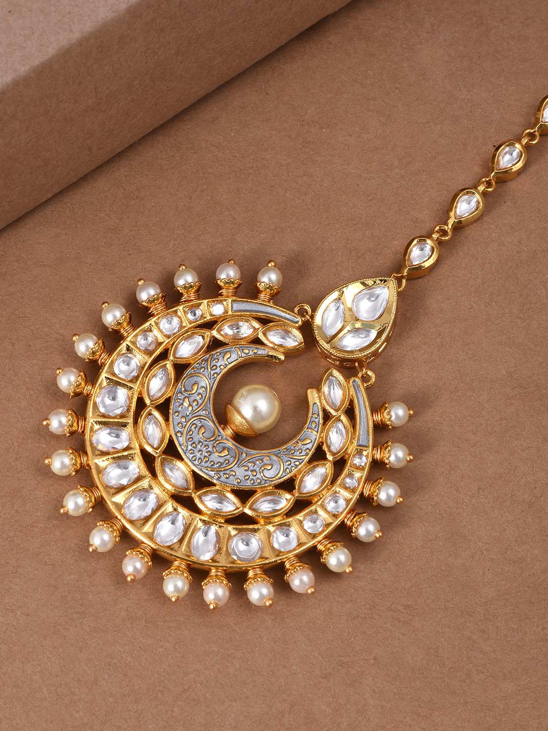 

Tistabene Gold-Plated White Stone Studded Maang Tikka