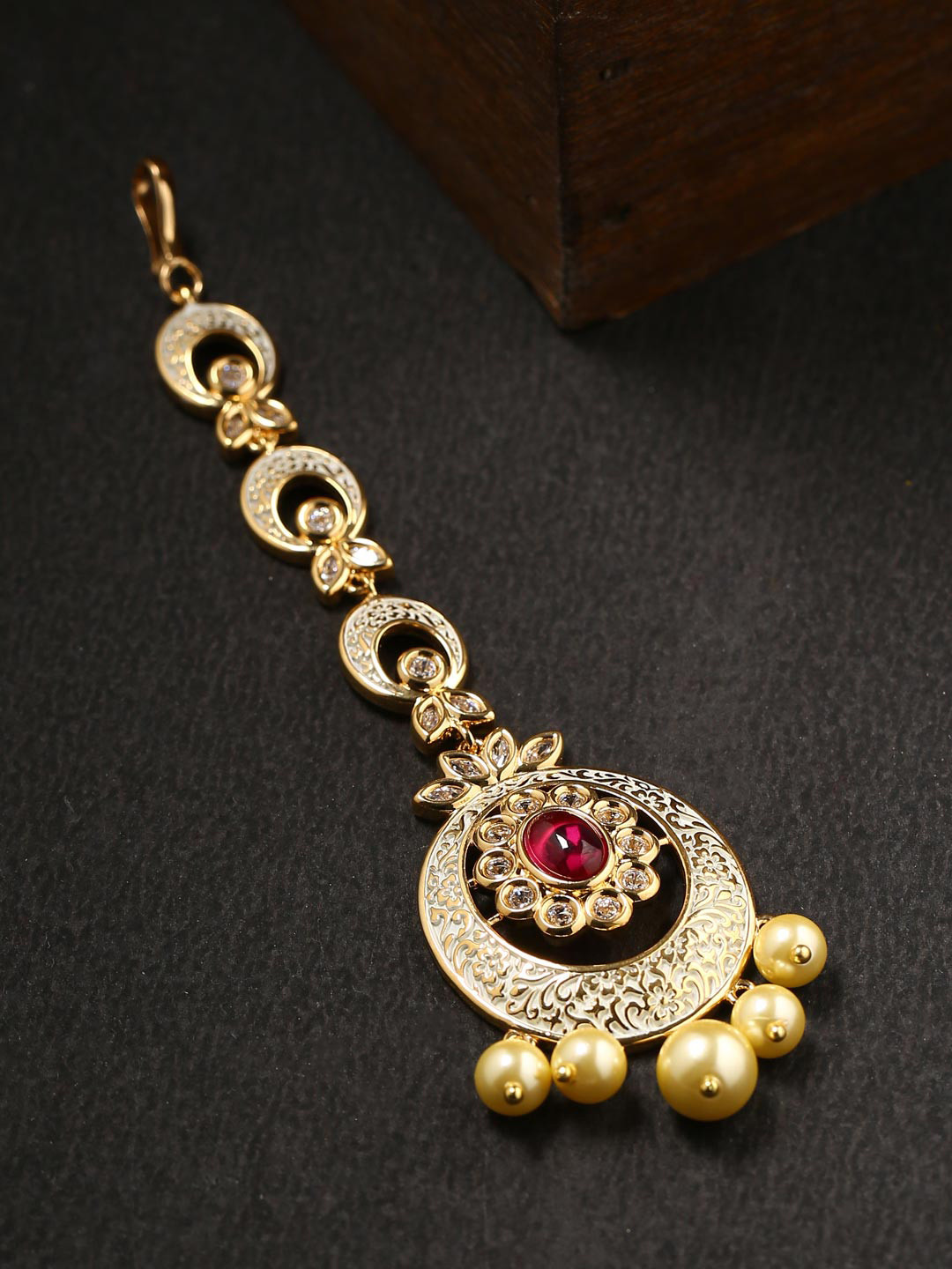 

Tistabene Gold-Plated Stone Studded Maang Tikka
