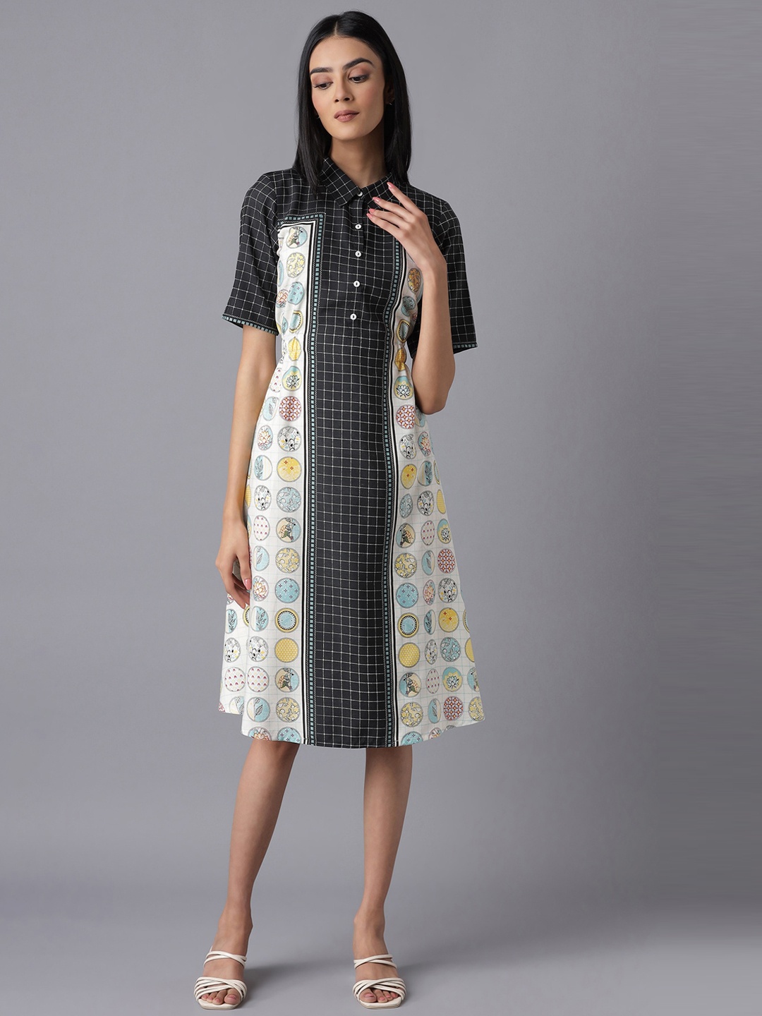 

AURELIA Women White & Black Printed Thread Work Kurta