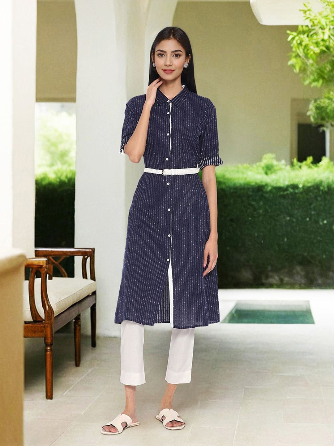 

AURELIA Women Navy Blue Geometric Printed Kurta