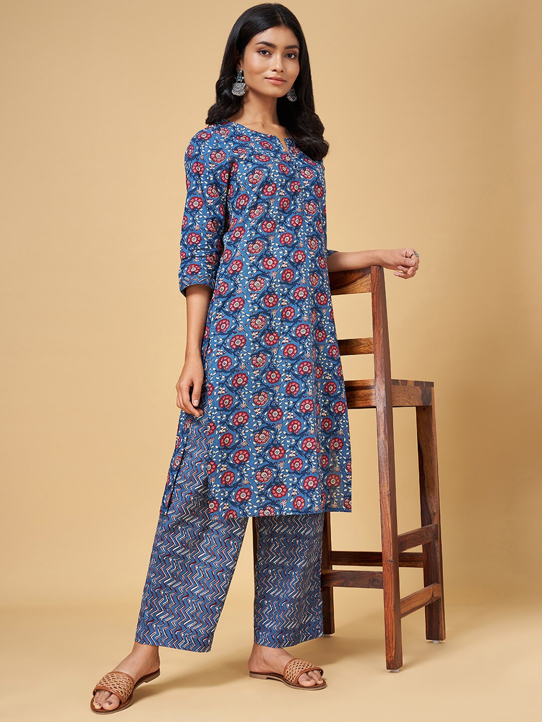 

RANGMANCH BY PANTALOONS Women Blue Printed High Slit Pure Cotton Kurti with Trousers