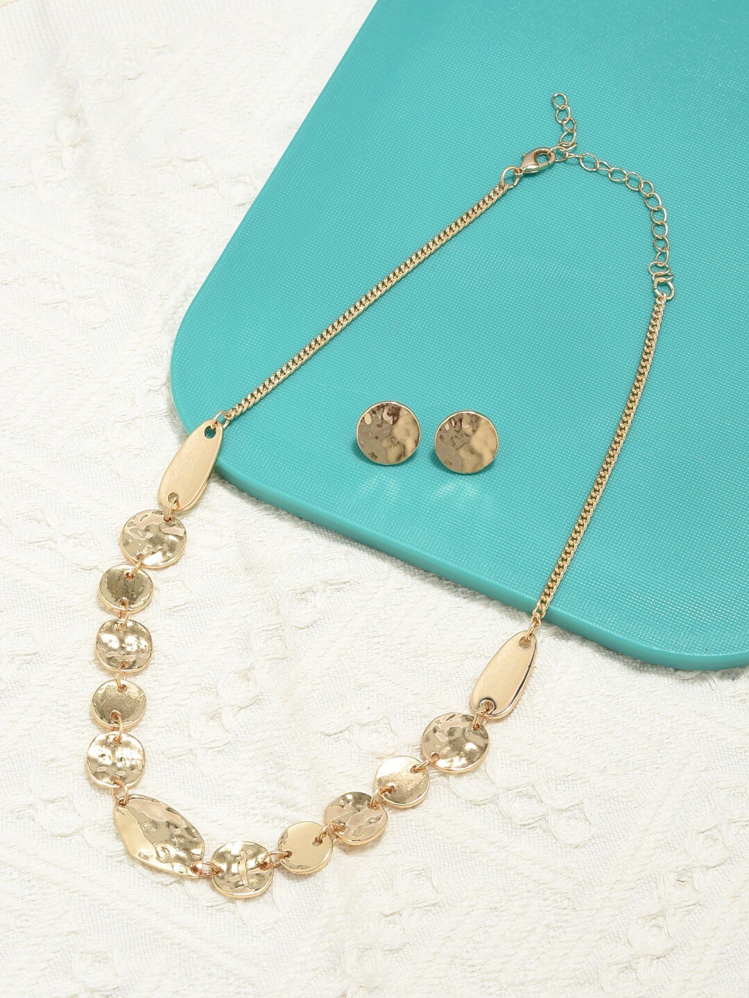 

AMI Women Gold-Toned Gold-Plated Chain with Studded Earrings Set