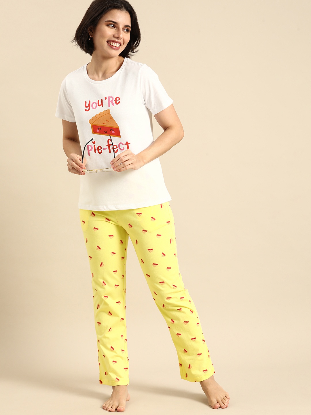

Dreamz by Pantaloons Women Yellow & White Printed Night suit