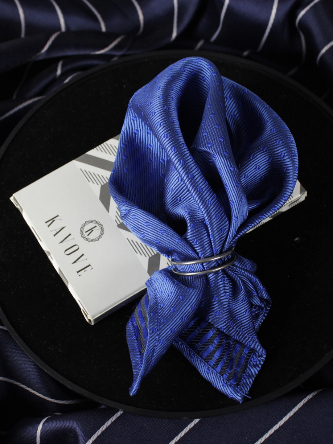 

KOVOVE Men Blue The Intellect Dash Abstract Pocket Square