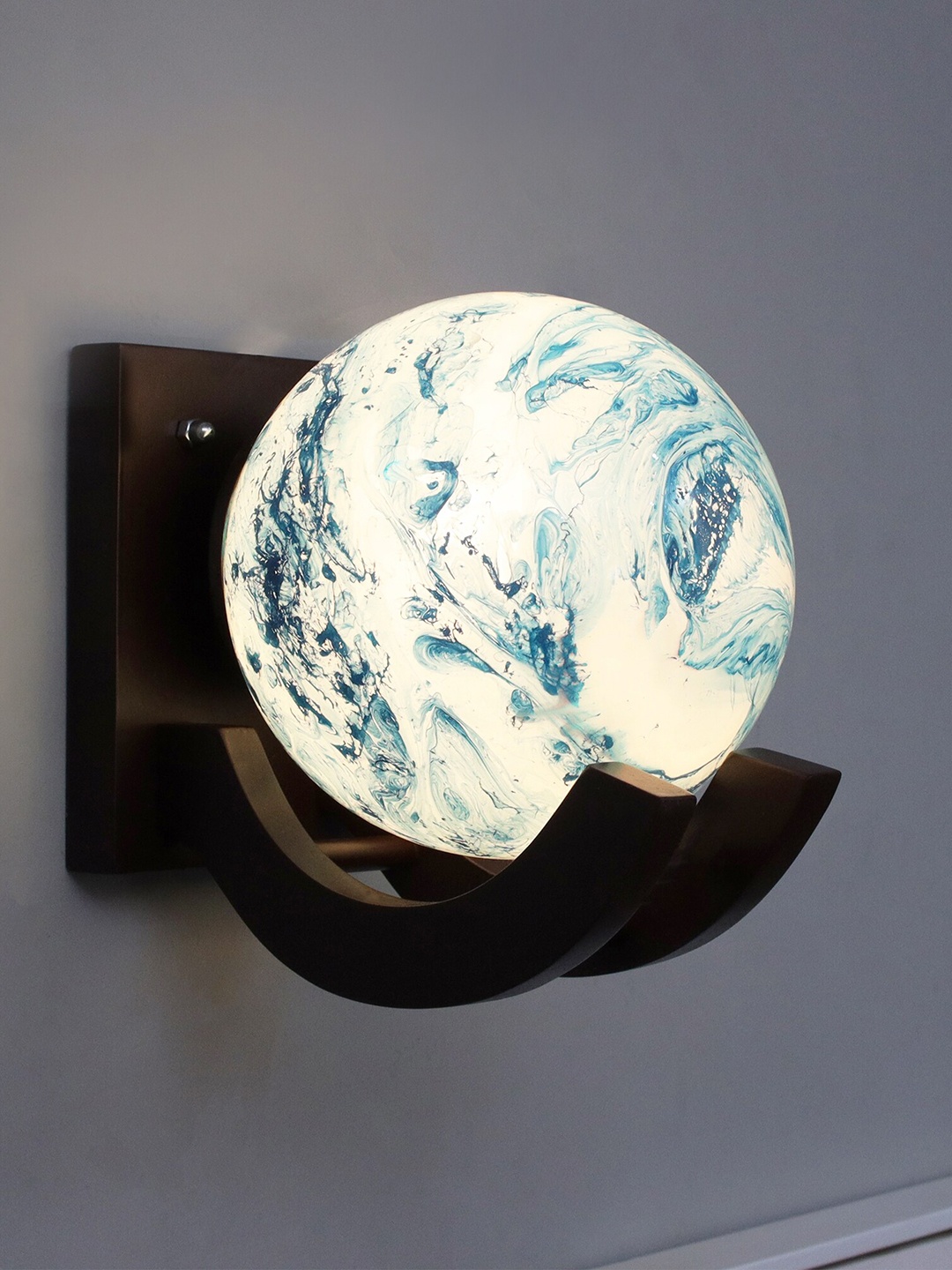 

Homesake Blue & White Nordic Wooden Earth Shaped Wall Lamp with Marble Glass Shades