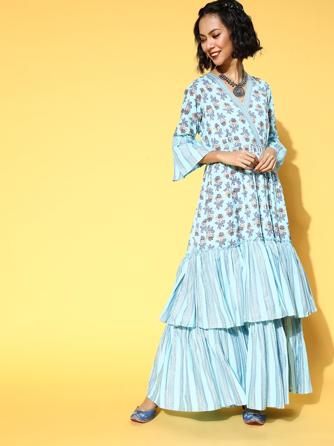 

mokshi Women Stunning Blue Floral Tiered Dress