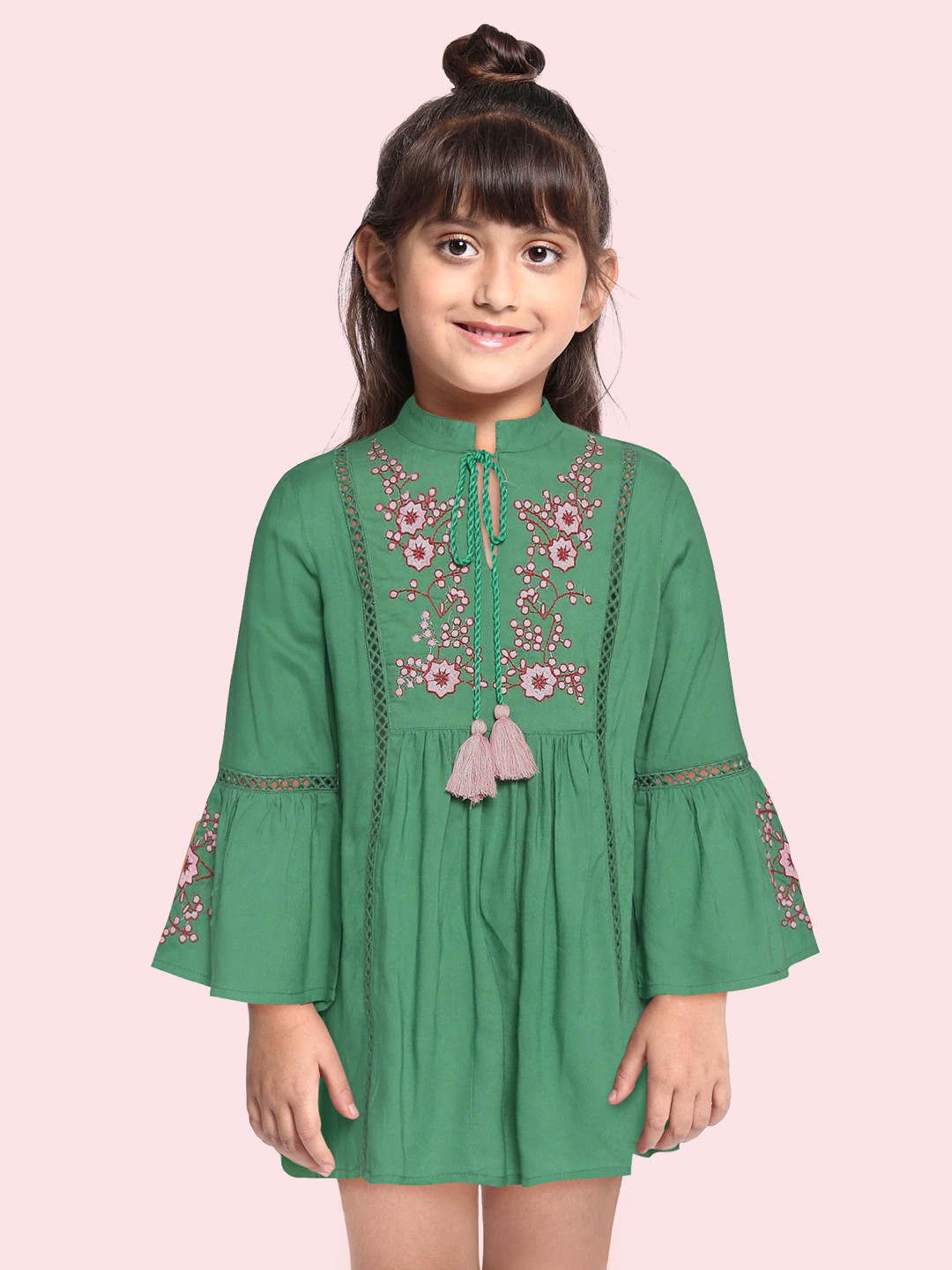 

Bella Moda Green Floral Embroidered Dress