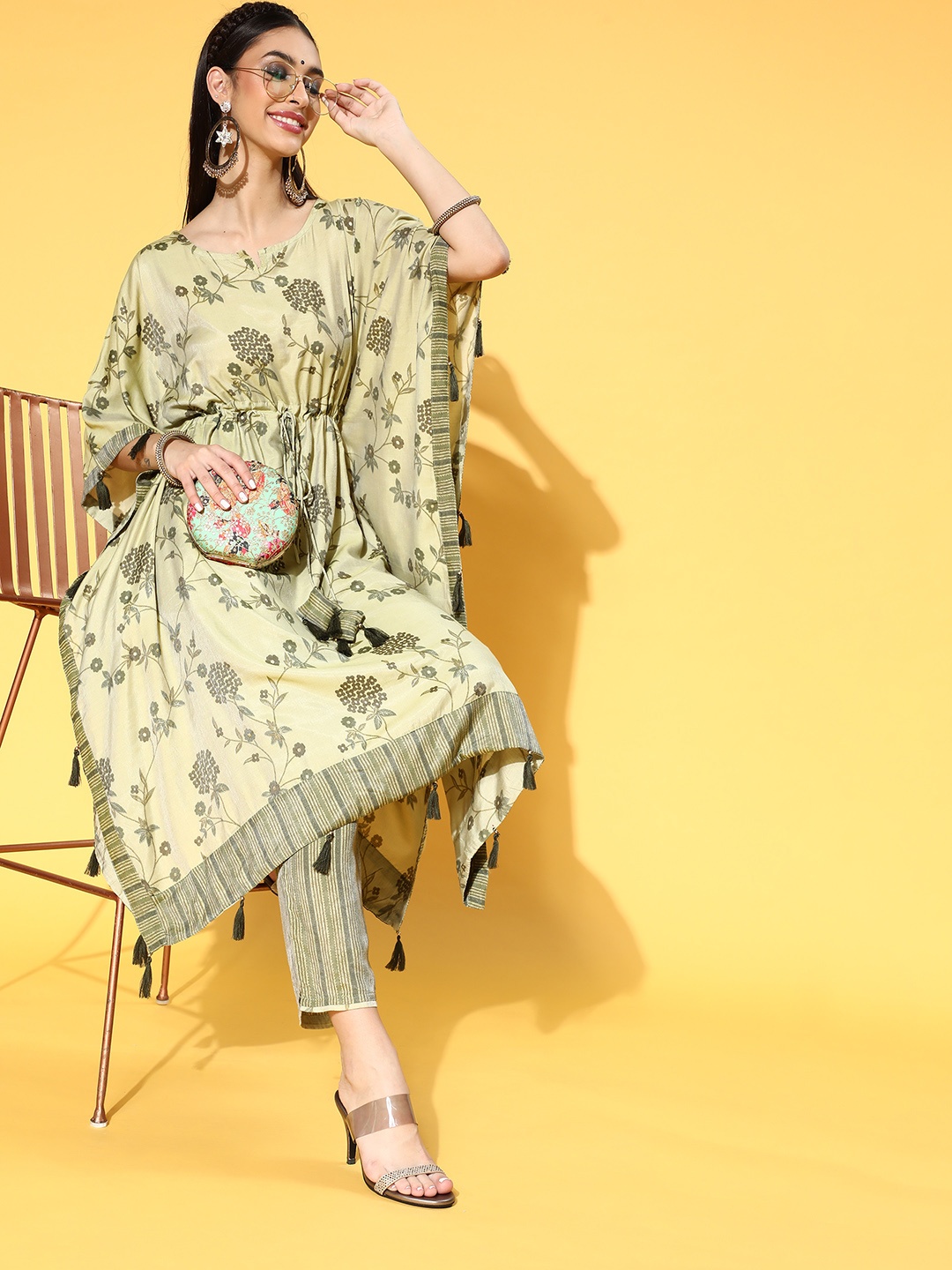 

Vbuyz Floral Chanderi Silk Kaftan Kurta Set, Olive