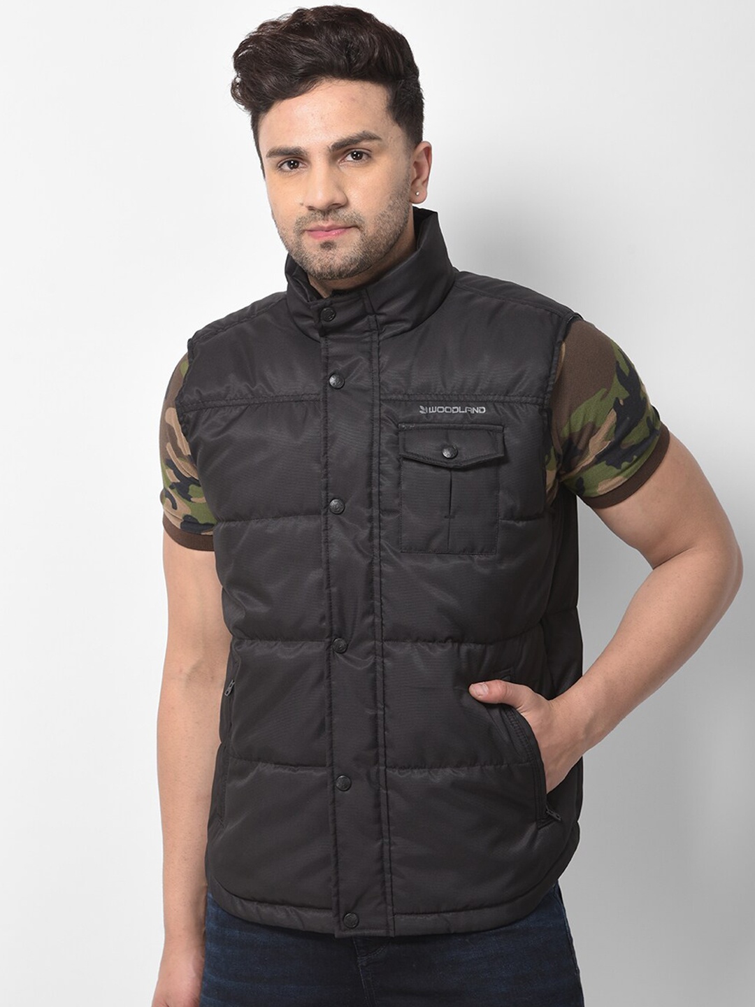 

Woodland Men Black Water Resistant Longline Puffer Jacket