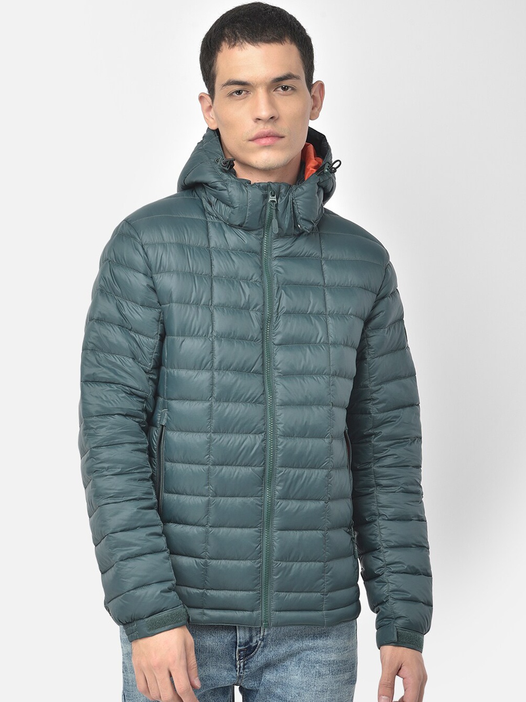 

Woodland Men Green Water Resistant Puffer Jacket