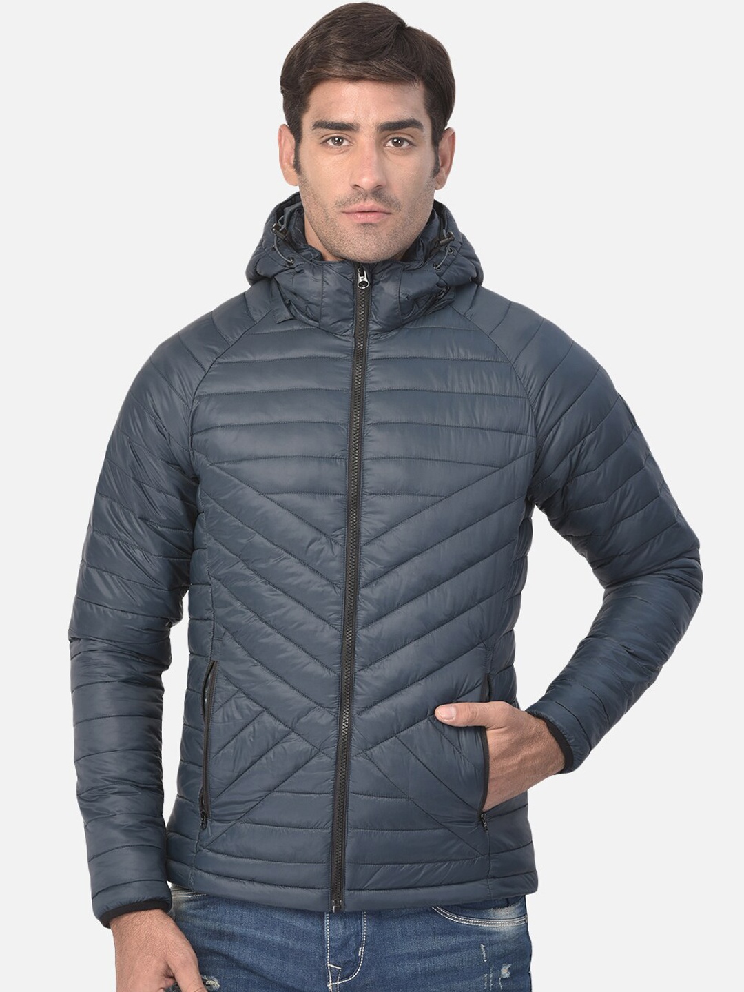 

Woodland Men Green Water Resistant Padded Jacket