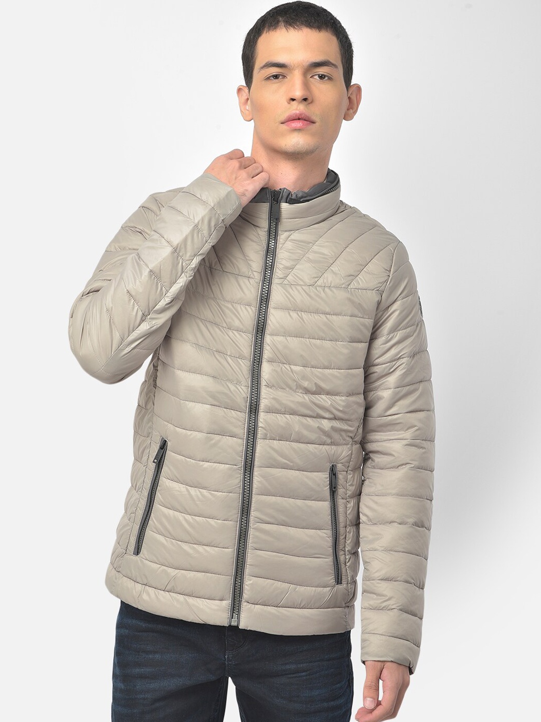 

Woodland Men Grey Solid Padded Jacket