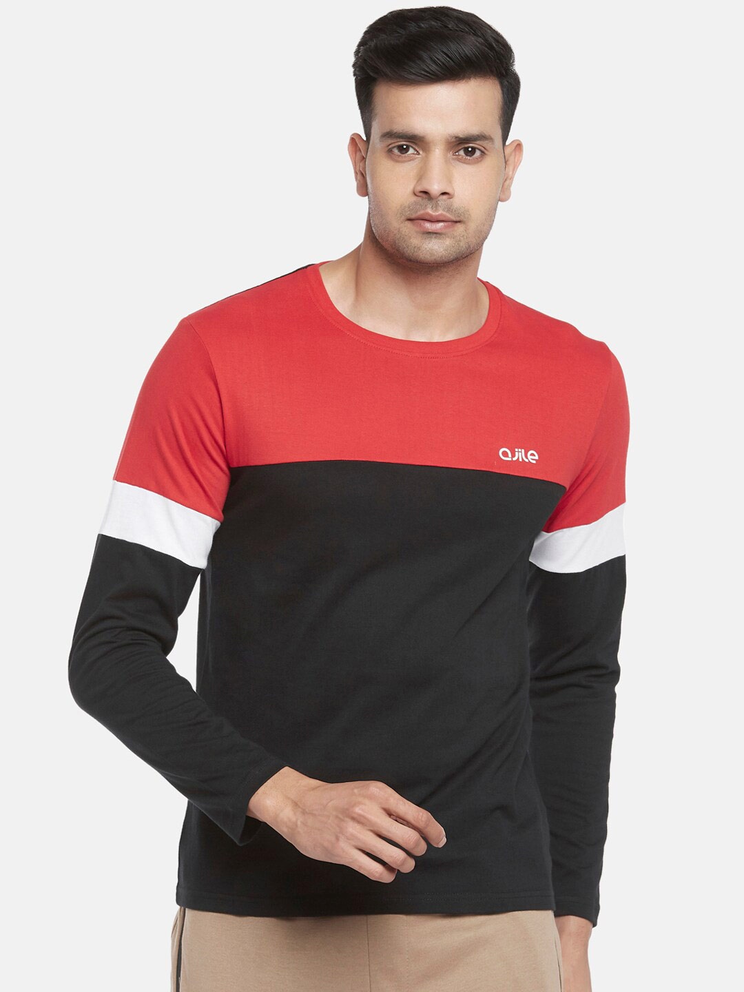 

Ajile by Pantaloons Men Red Colourblocked Pure Cotton Pockets Slim Fit T-shirt