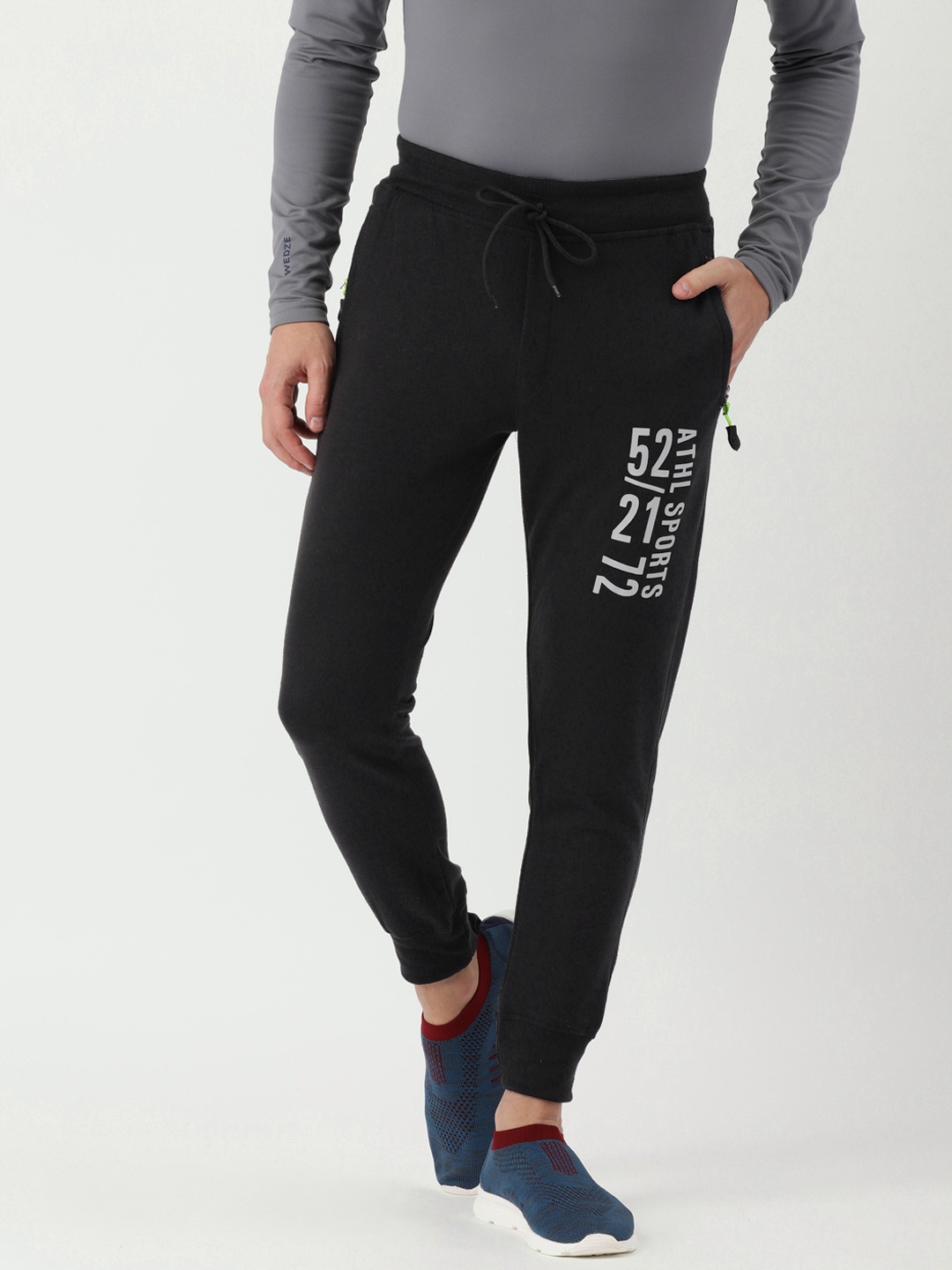 

Sports52 wear Men Black Slim Fit Printed Dry Fit Regular Joggers