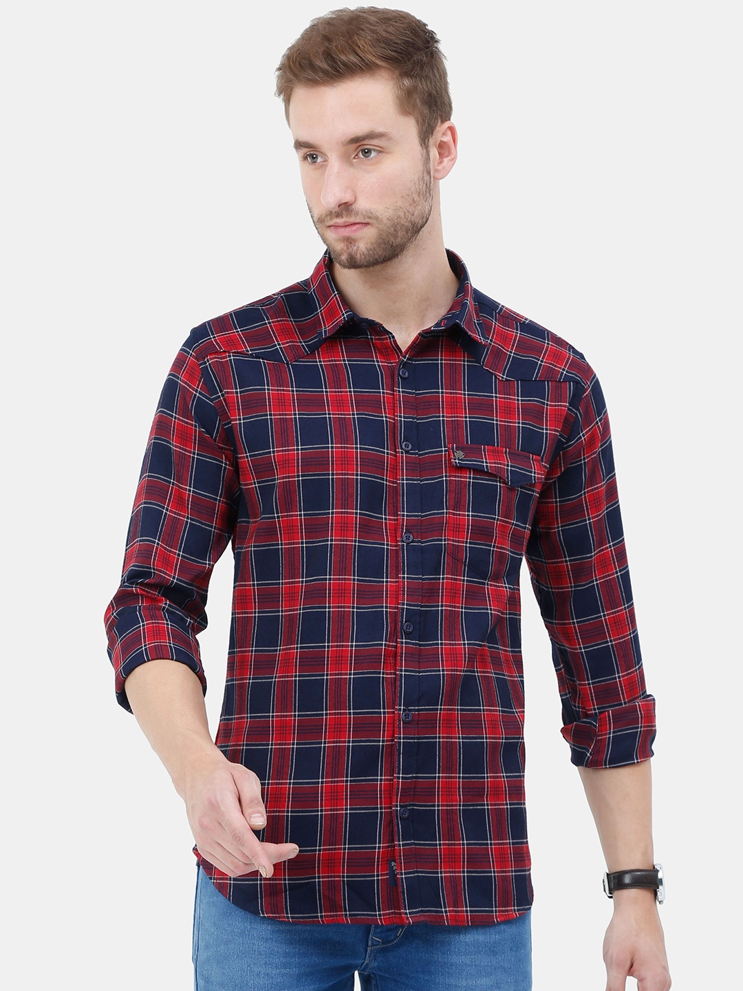 

VUDU Men Red & Navy Blue Comfort Tartan Checked Casual Shirt