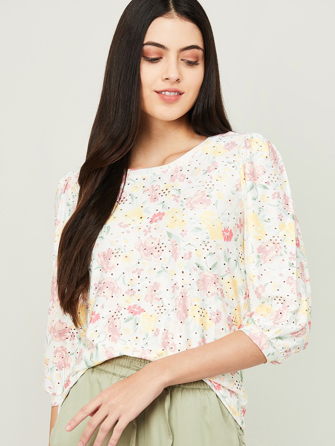 

Bossini White & Yellow Floral Print Top