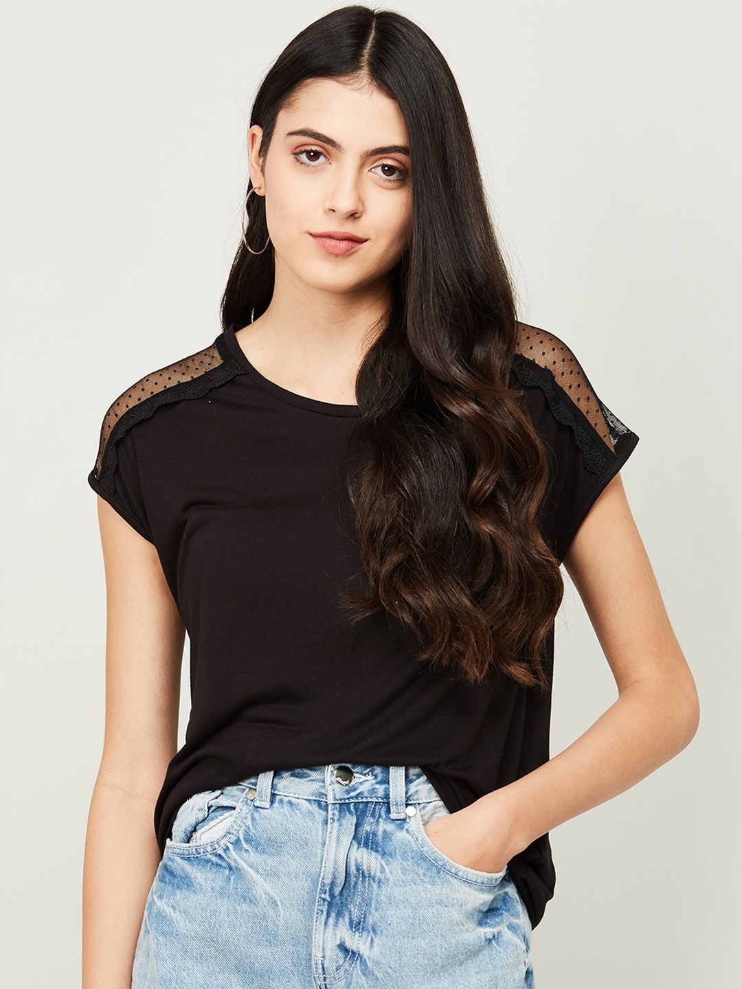 

Bossini Black Extended Sleeves Top