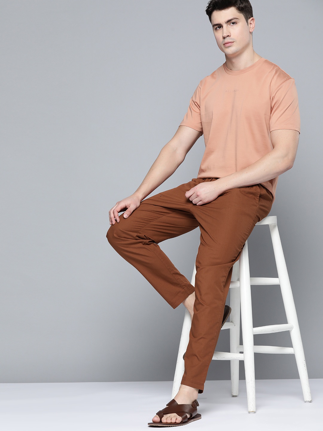 

ether Men Pure Cotton Regular Fit Trousers, Rust
