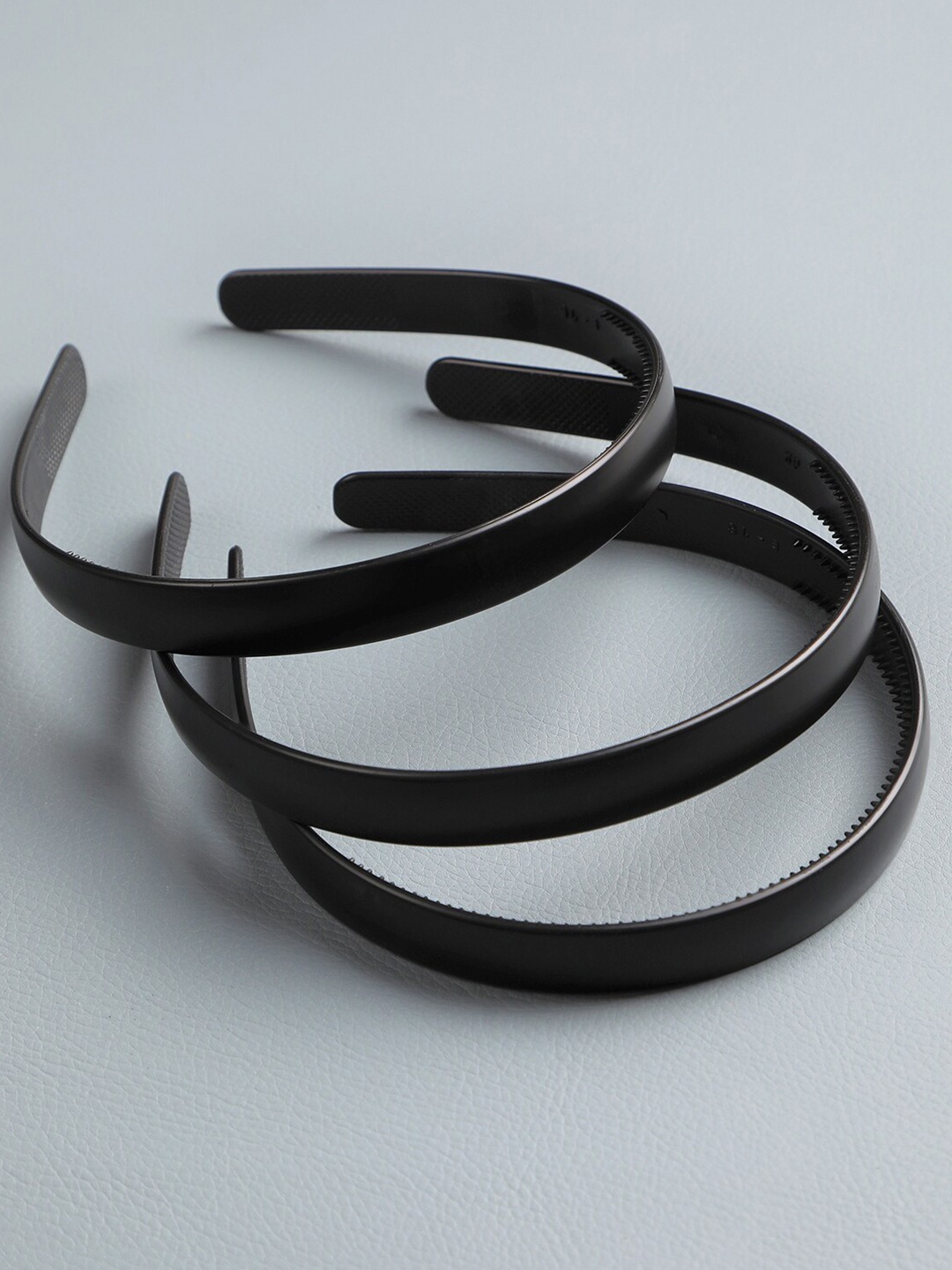 

AccessHer Women Black Set of 3 Hairband