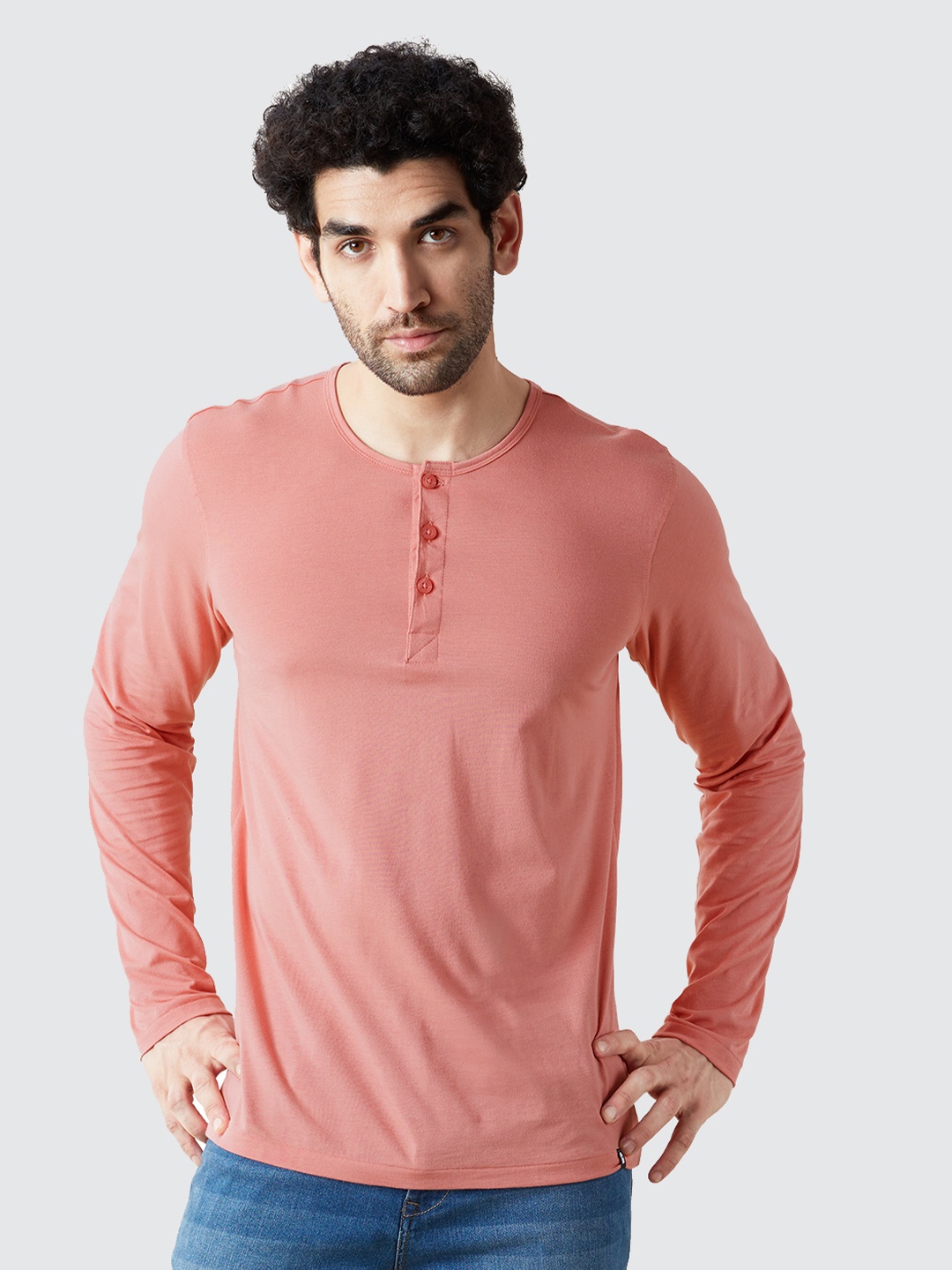 

The Souled Store Men Peach-Coloured Henley Neck T-shirt