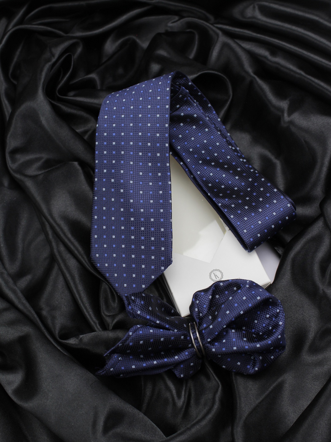 

KOVOVE Navy Blue Printed Accessory Gift Set