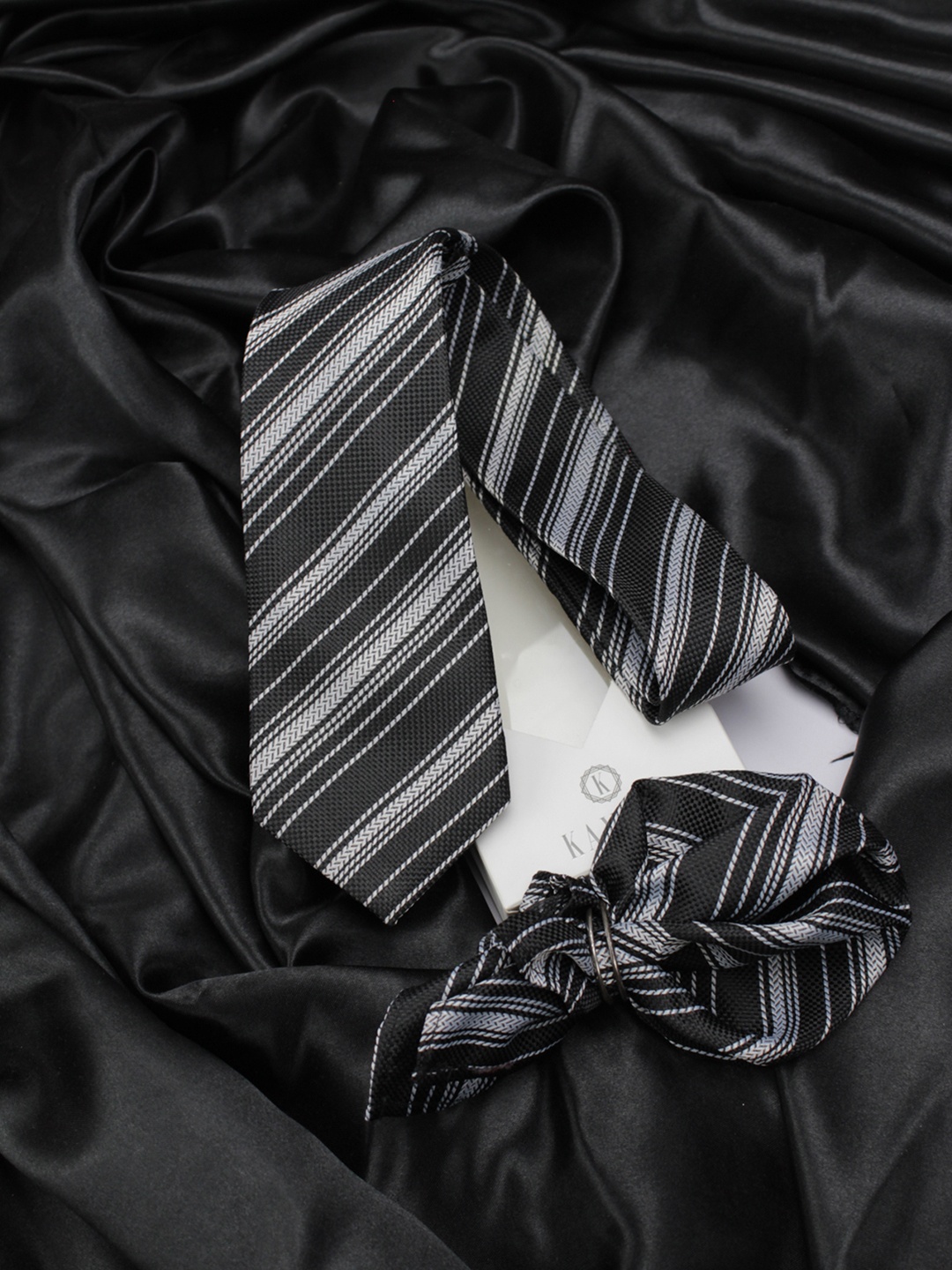

KOVOVE Black & White Striped Accessory Gift Set