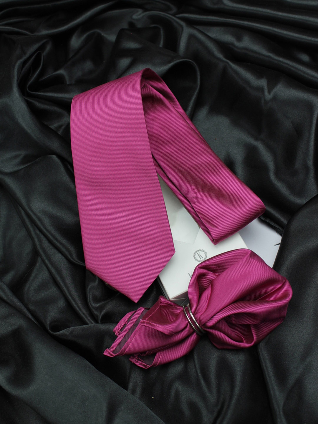 

Kovove Pink Striped Tie with Pocket Square