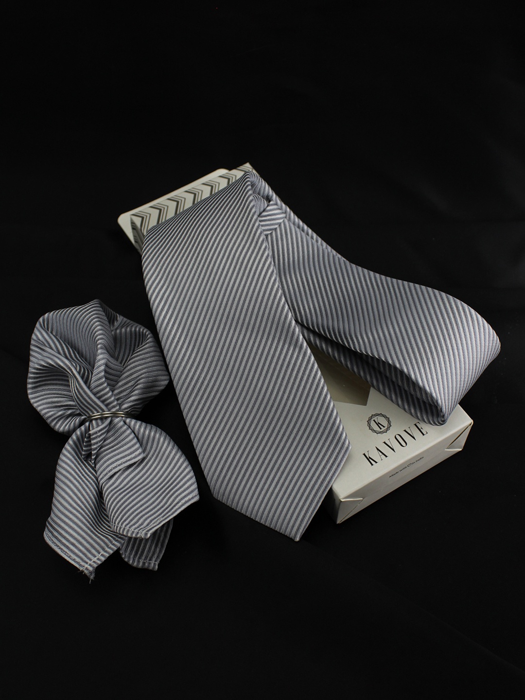 

KOVOVE Men Silver-Toned Striped Accessory Gift Set, Grey