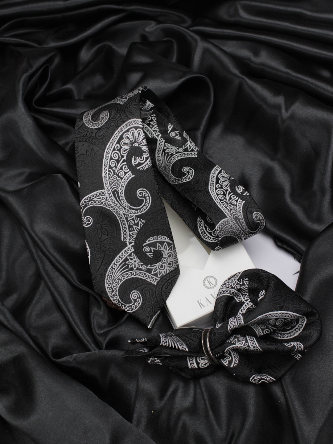 

KOVOVE Black Printed Accessory Gift Set