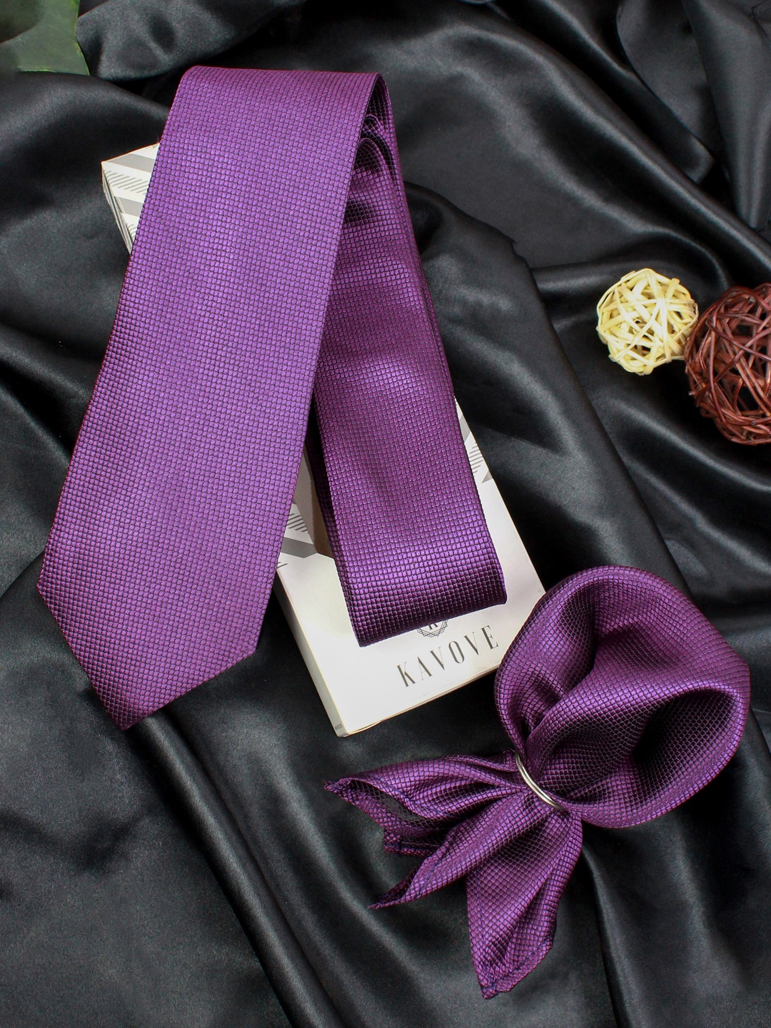 

KOVOVE Men Purple Self Checked Neck Tie & Pocket Square Accessory Gift Set