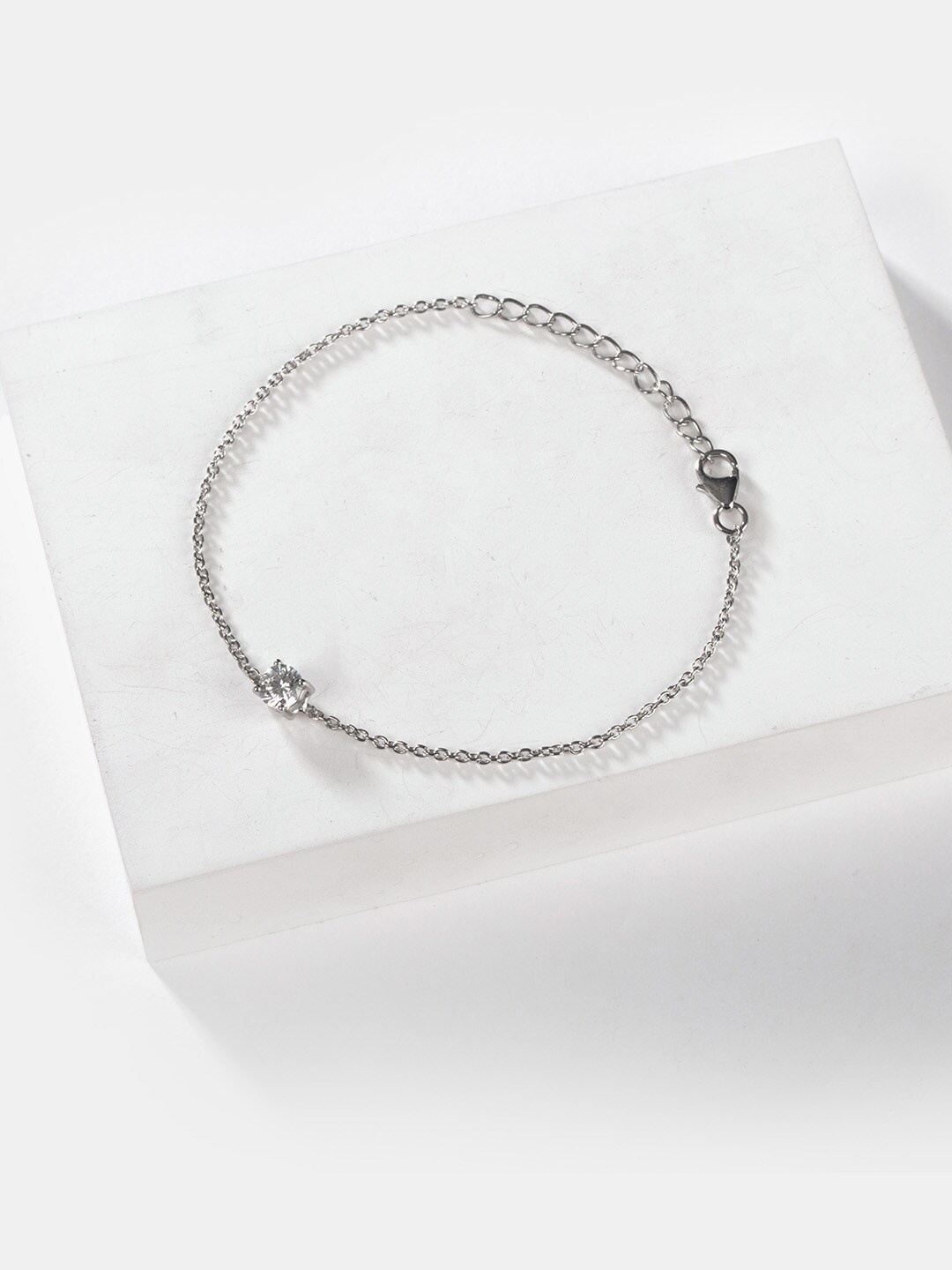 

SHAYA Women Silver-Toned Silver Cubic Zirconia Link Bracelet