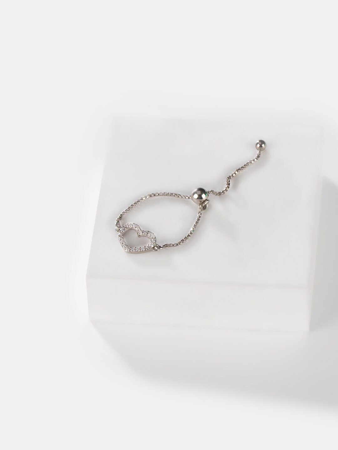 

COSA NOSTRAA Women 925 Sterling Silver Stone Studded Heart Shaped Finger Ring