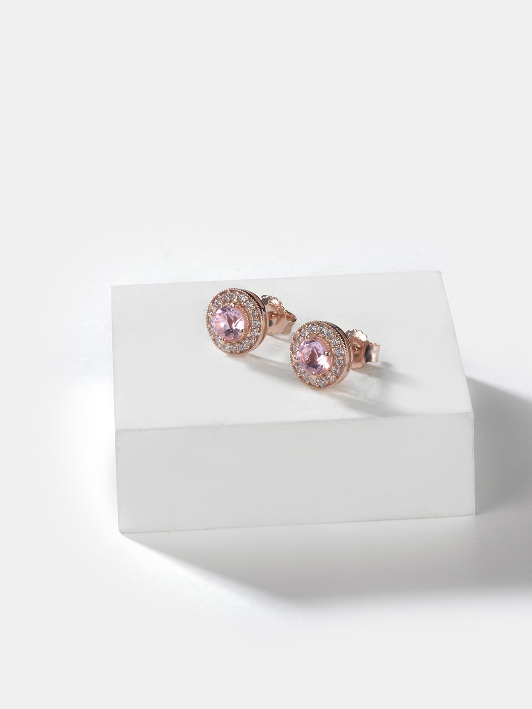 

SHAYA Gold-Toned Contemporary Studs Earrings