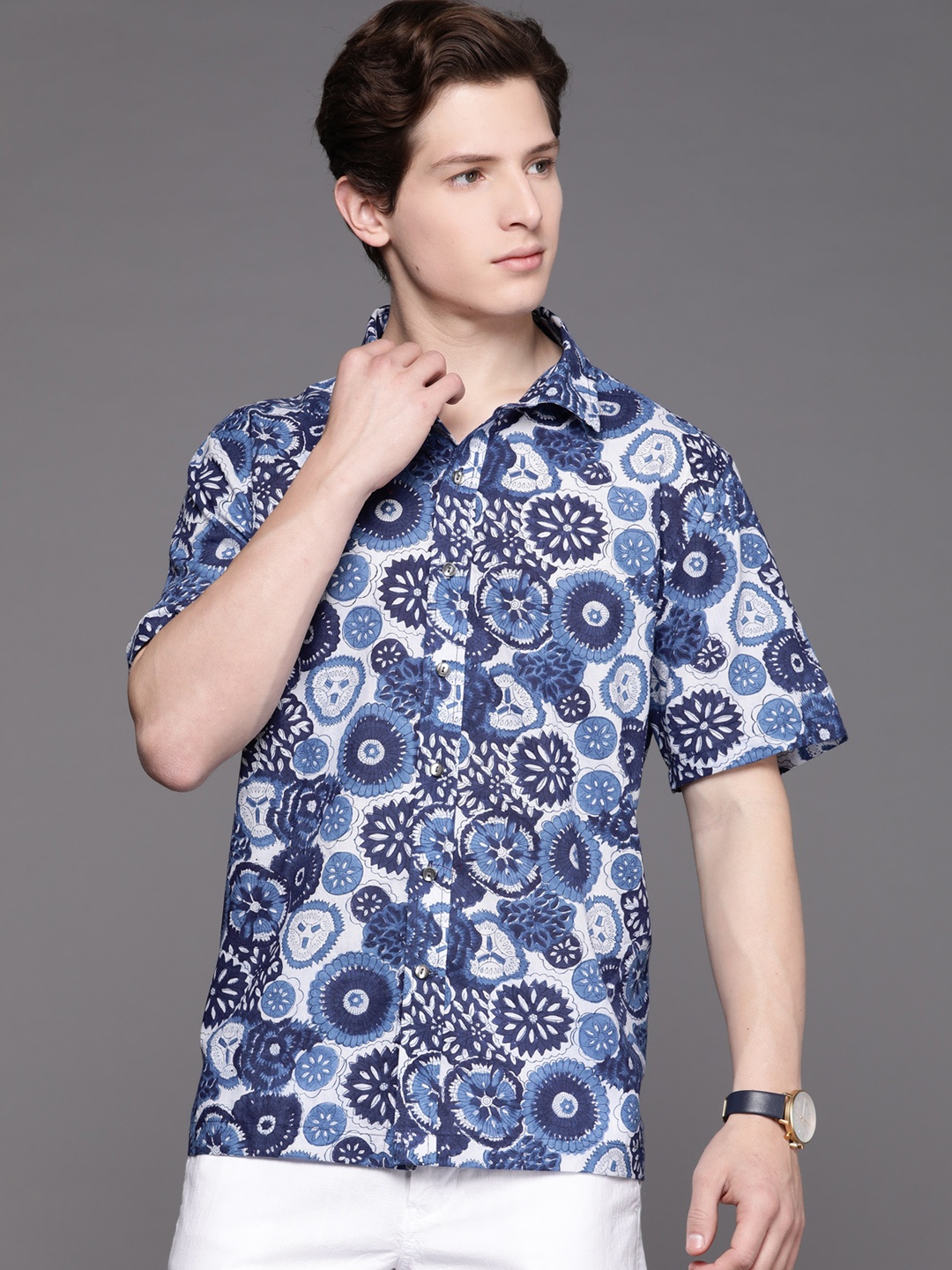 

Fabindia Men Navy Blue & White Ethnic Printed Cotton Shirt