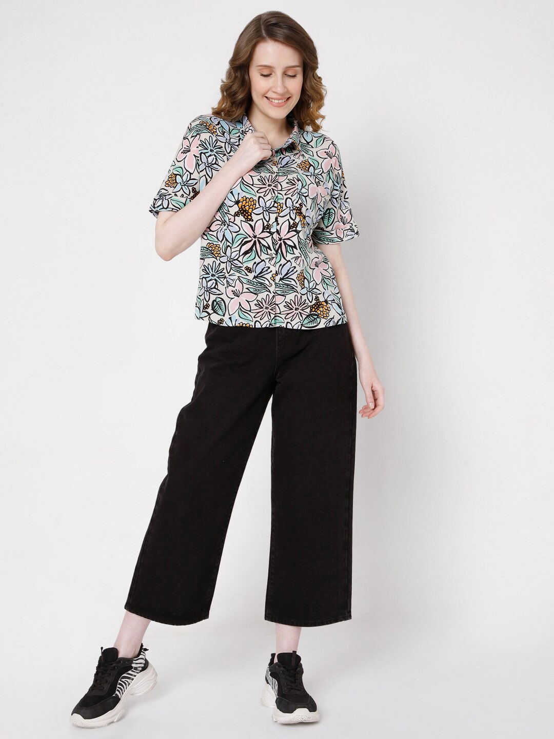 

Vero Moda Women Multicoloured Floral Printed Casual Shirt, Multi