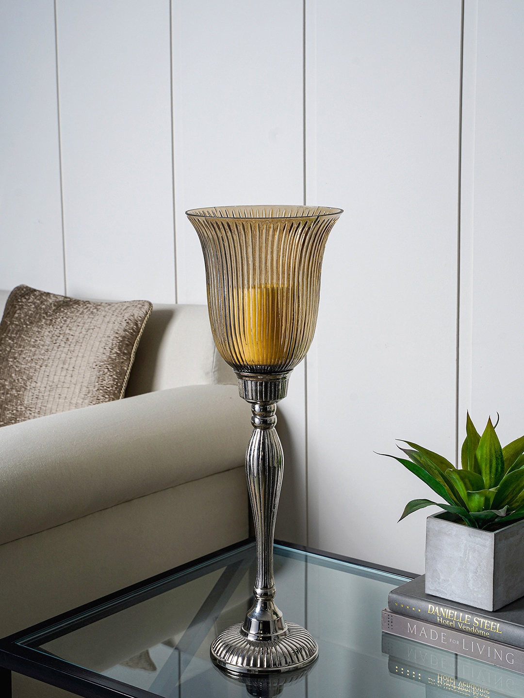 

Pure Home and Living Silver-Toned & Brown Luster Tulip Hurricane Candle Holder