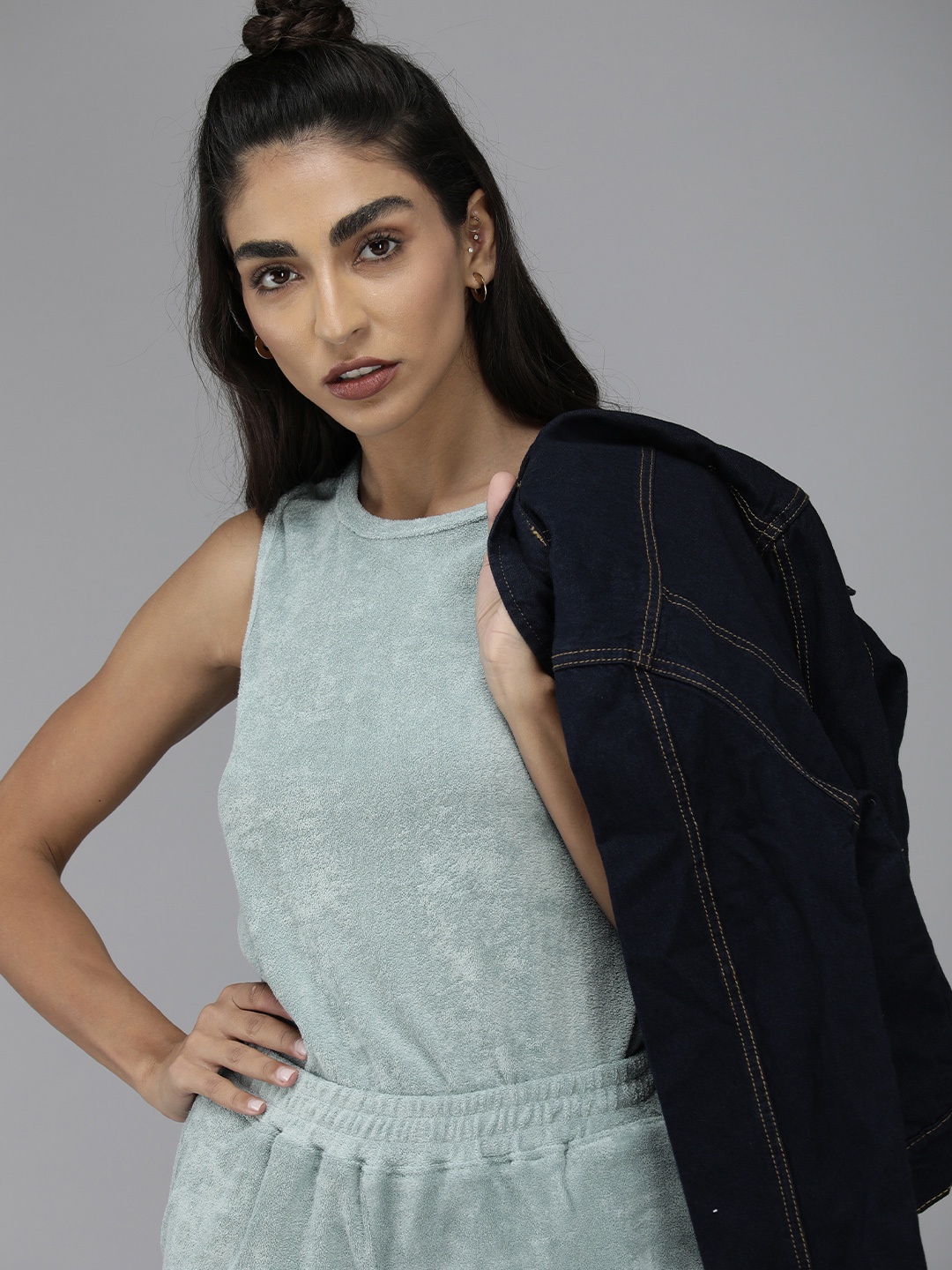 

Roadster Women Blue Solid Top With Shorts With Side Slit