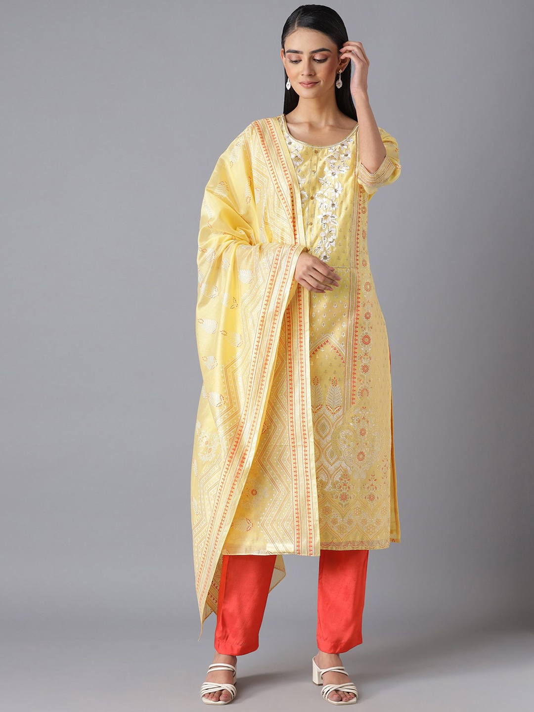 

AURELIA Women Yellow Ethnic Motifs Printed Sequinned Kurta with Trousers & With Dupatta