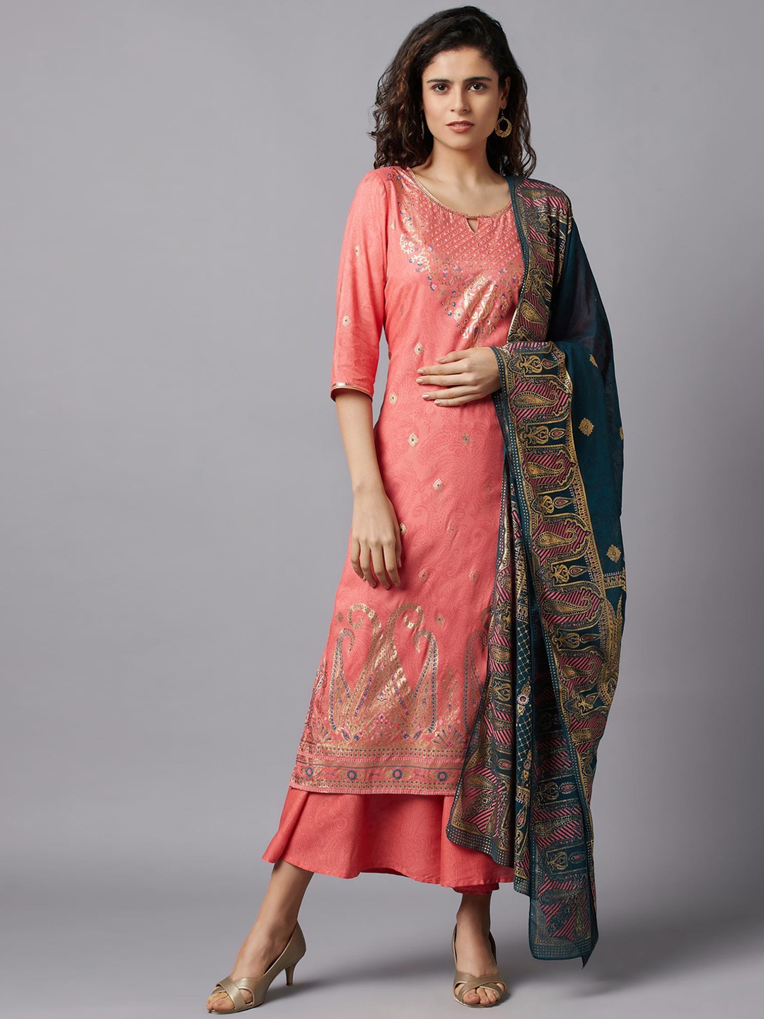 

AURELIA Women Peach-Coloured Ethnic Motifs Printed Kurta with Sharara & With Dupatta